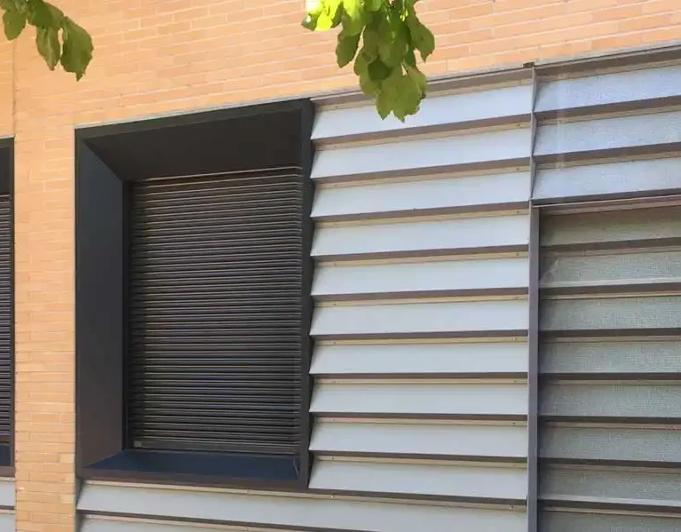 ADECUACIÓN DE LOCAL COMERCIAL COMO VIVIENDA ACCESIBLE CON ESTANDARES ENERPHIT EN CALLE JOAQUÍN BEUNZA 7-9, ROTXAPEA.