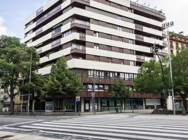 PROYECTO DE MEJORA DE ENVOLVENTE TÉRMICA EDIFICIO PASEO SARASATE nº 38