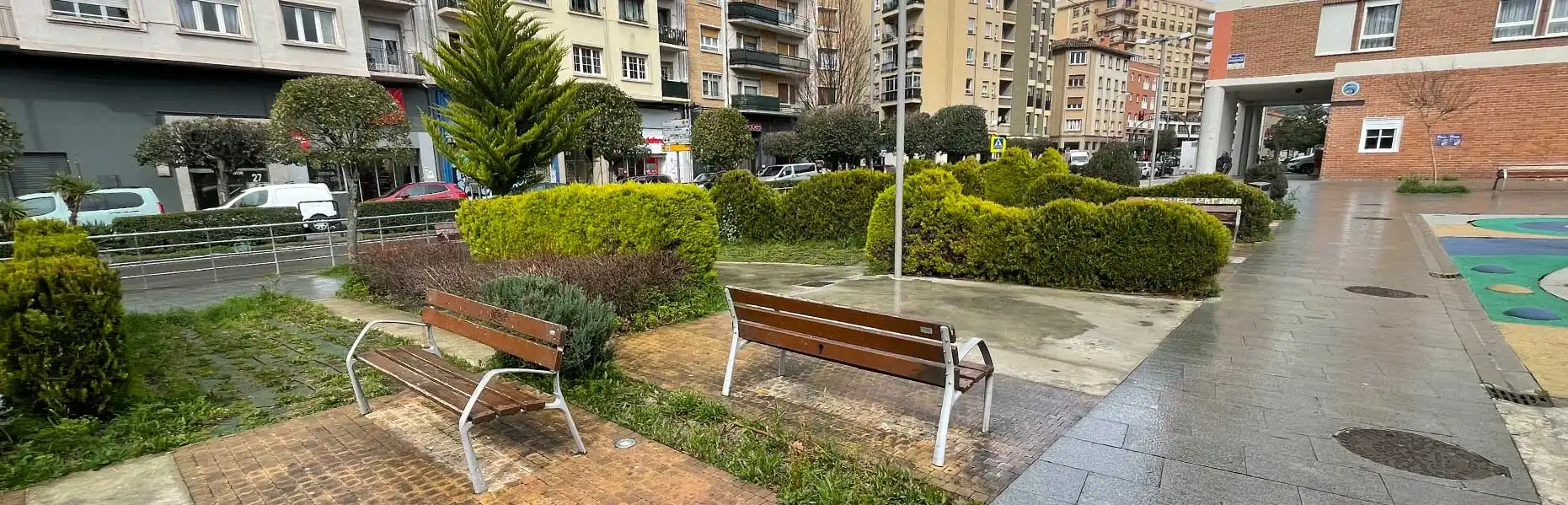 Reurbanización de la plaza Parrita de Burlada